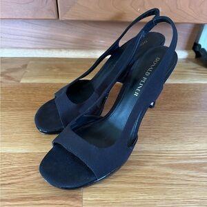 Donald Pliner Kayla Heels